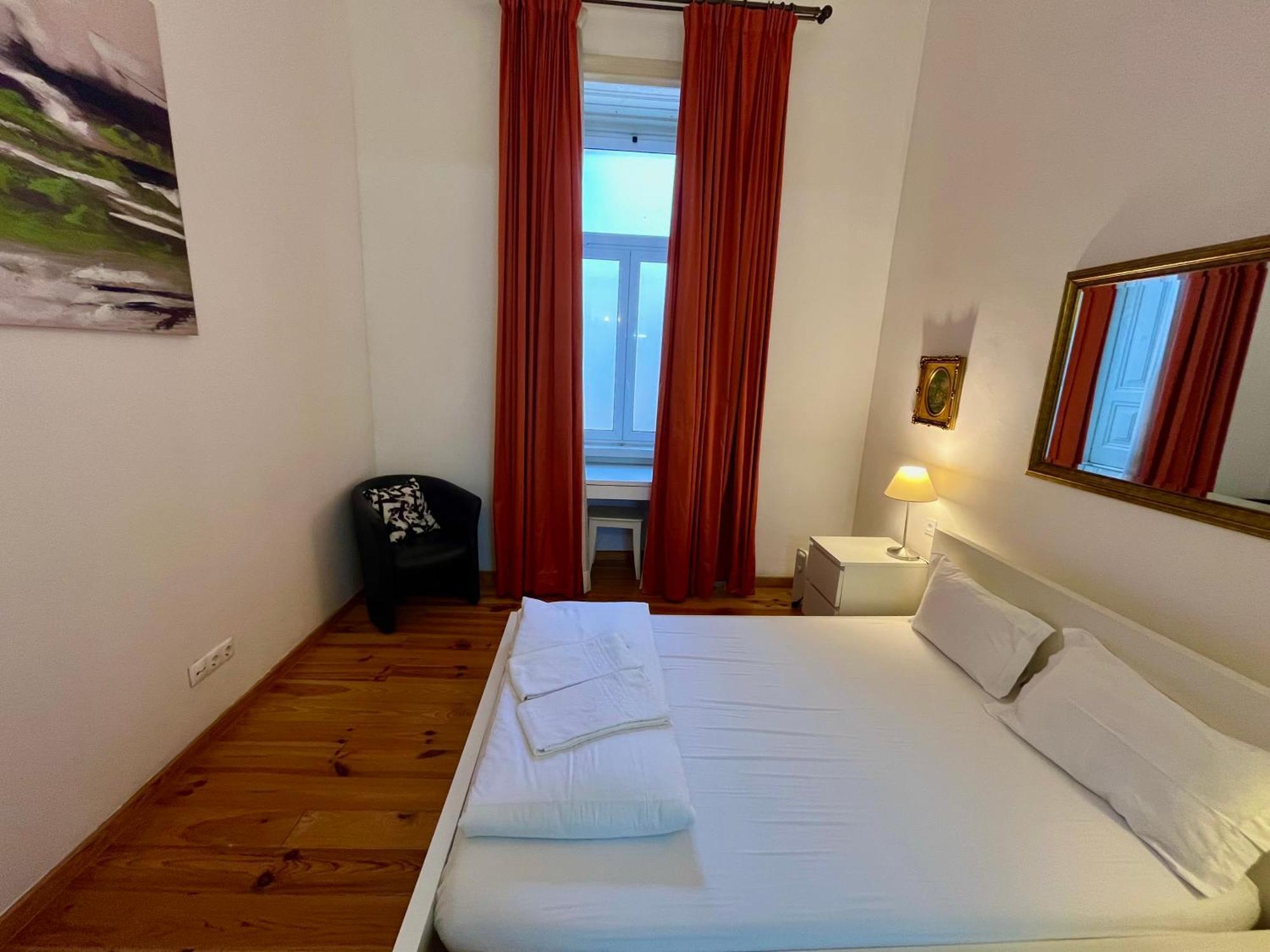 3 Bedroom, 2 Bathroom - Palma Residence ลิสบอน ภายนอก รูปภาพ
