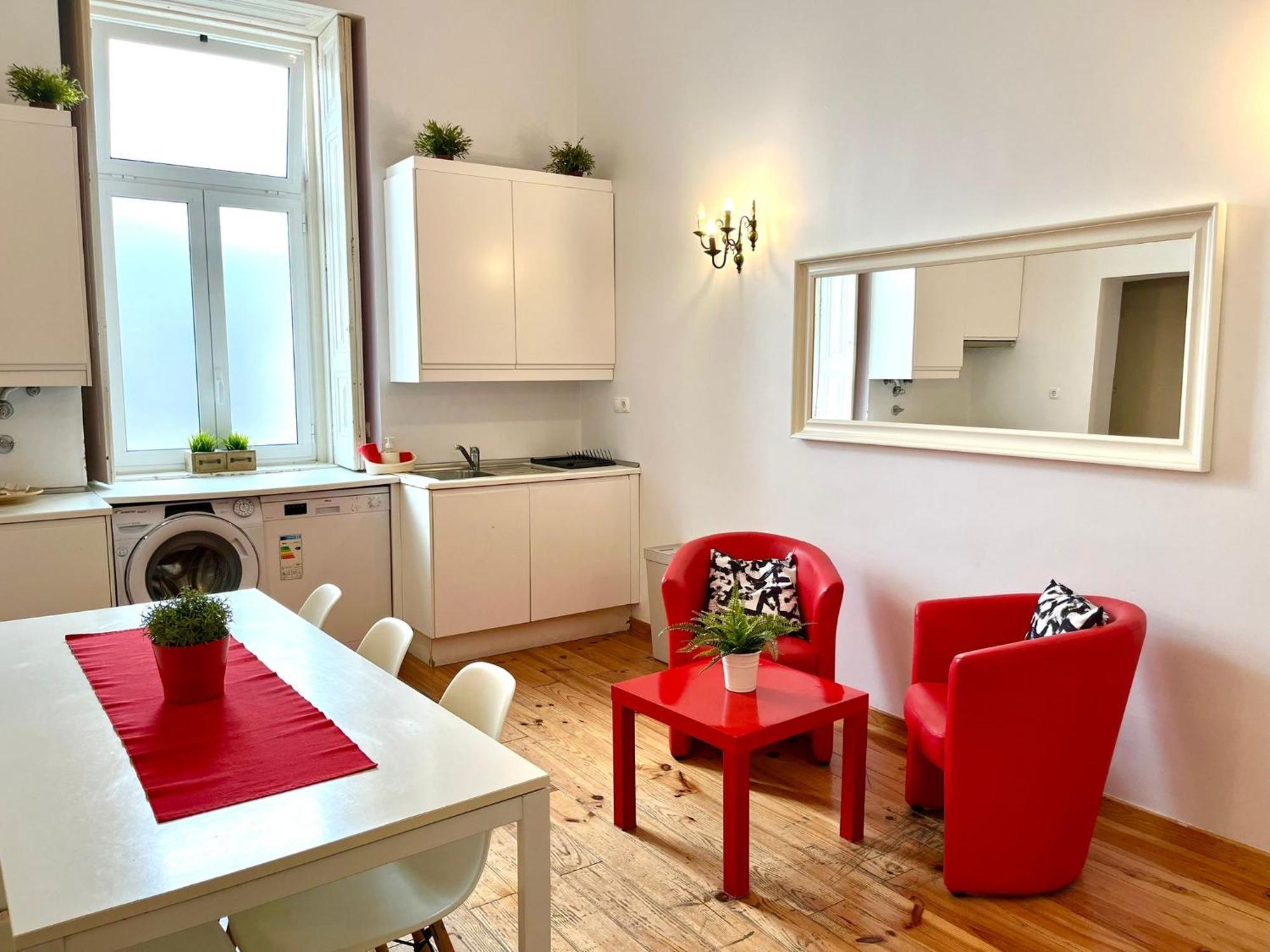 3 Bedroom, 2 Bathroom - Palma Residence ลิสบอน ภายนอก รูปภาพ