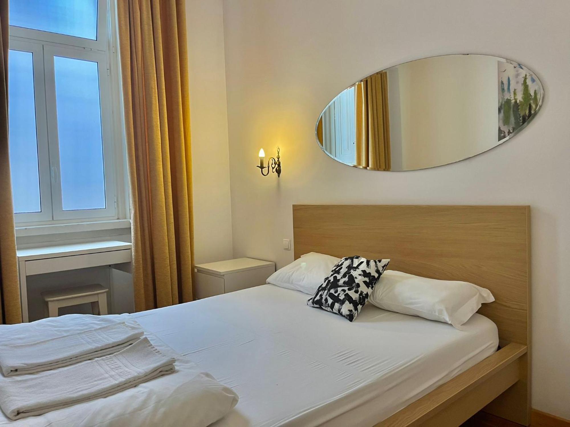 3 Bedroom, 2 Bathroom - Palma Residence ลิสบอน ภายนอก รูปภาพ